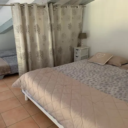 Location Pres De La Avec Terrasse Et Piscine En Copropriete Lägenhet LʼÎle-Rousse